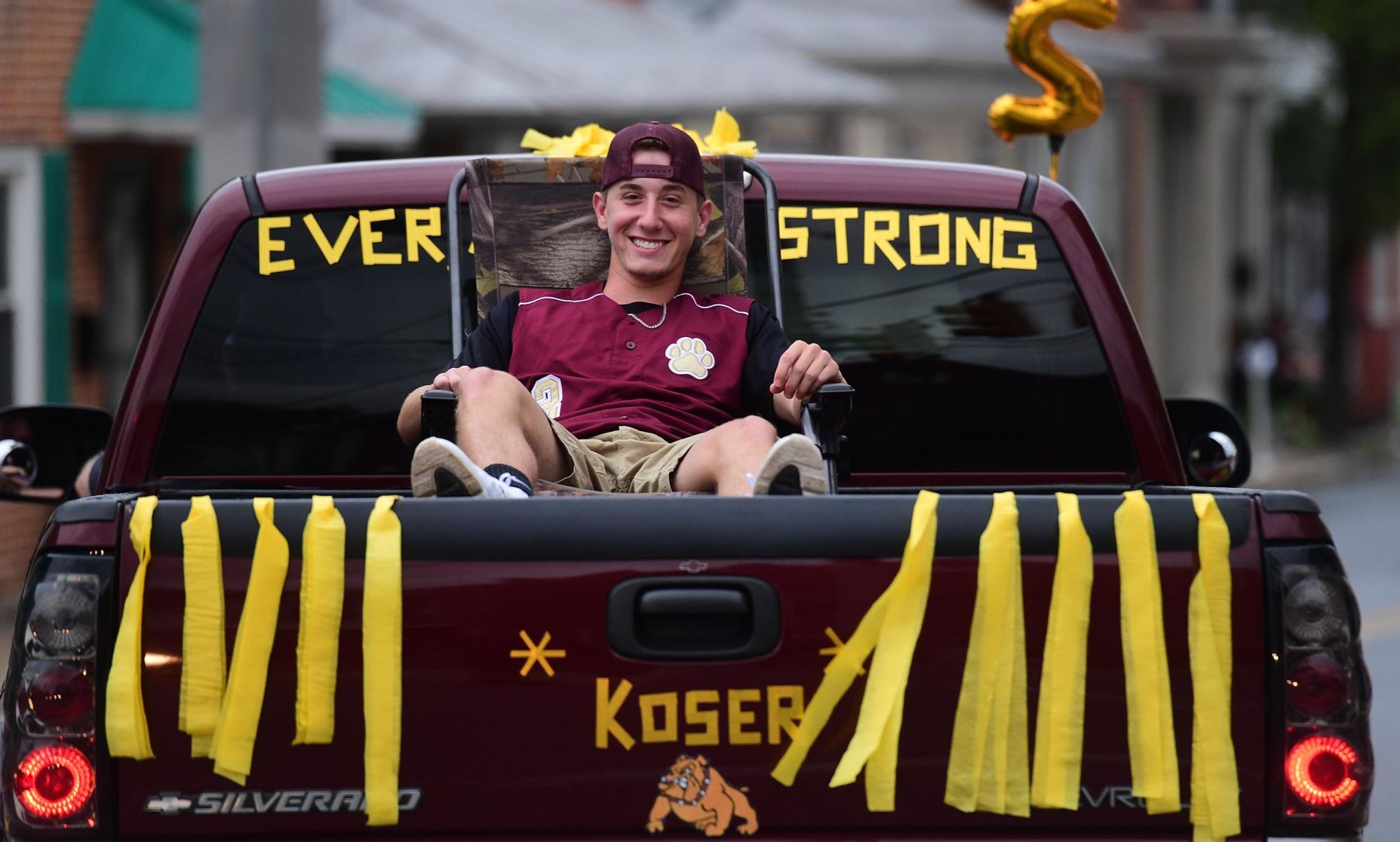 Big Spring Graduating Seniors Car Parade 69.JPG